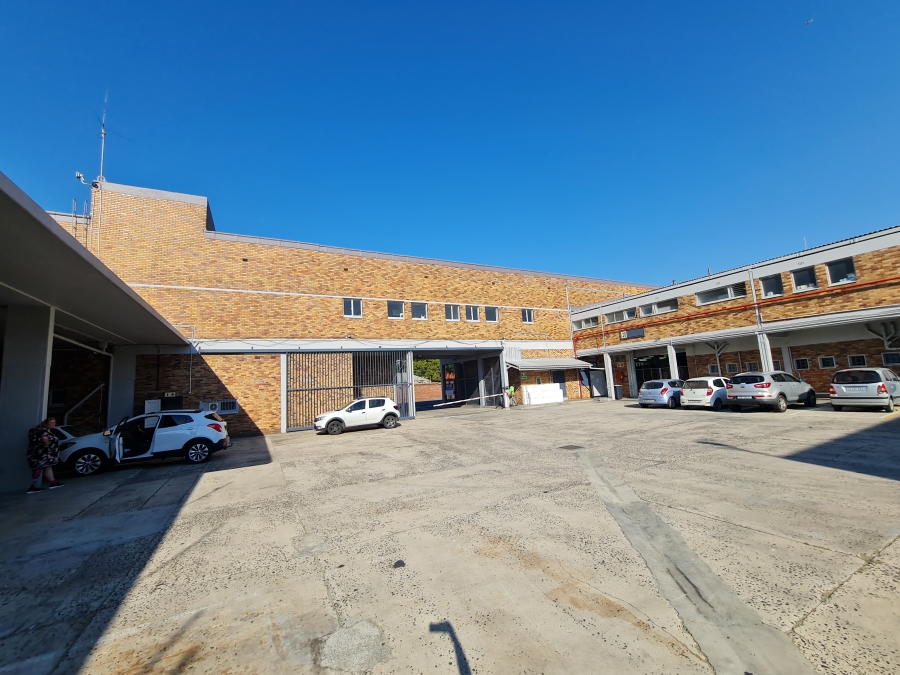 To Let commercial Property for Rent in Maitland Western Cape